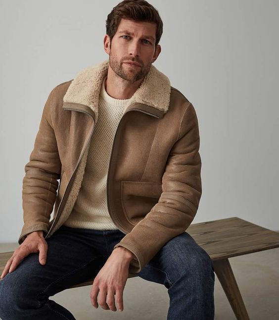 The Best Men’s Jackets for New Year Celebrations: Stay Warm and Stylish